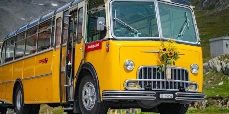 Bayerns Erbe erleben: Historische Busreisen planen