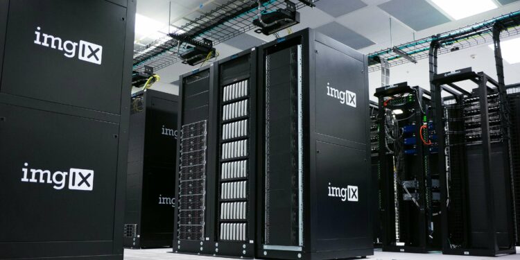 Vserver, Rootserver oder Virtual Datacenter: Möglichkeiten im Vergleich 1 Vserver, Rootserver oder Virtual Datacenter: