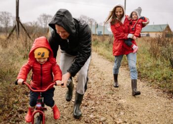 Umzug mit Kindern: Schulwechsel und Lernen meistern