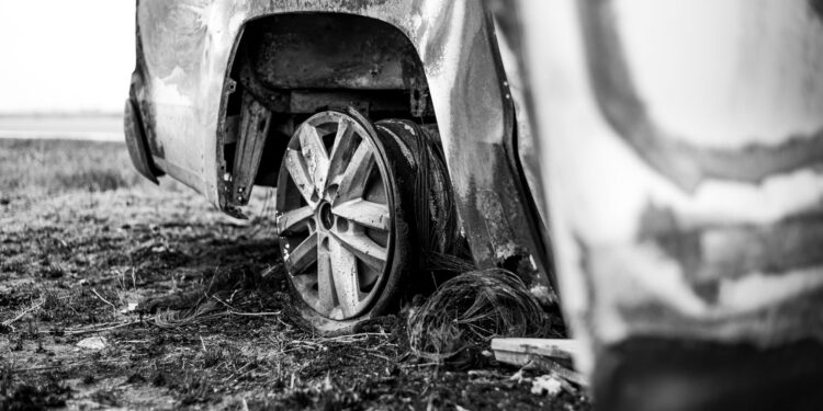 Unfallwagen verkaufen: Was bringt am meisten?