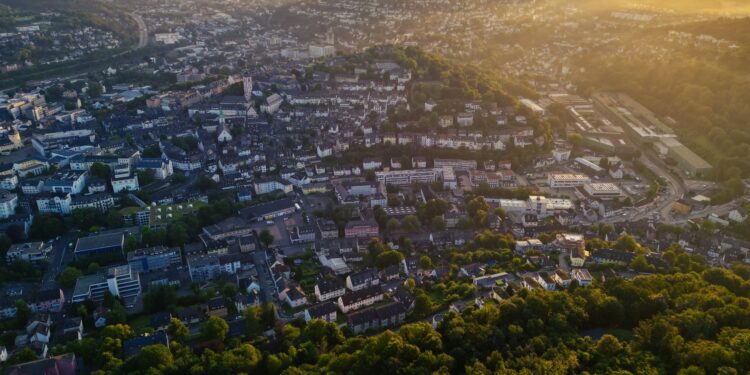 Wohnungsmarkt Wuppertal 2026: Was Käufer und Mieter wissen